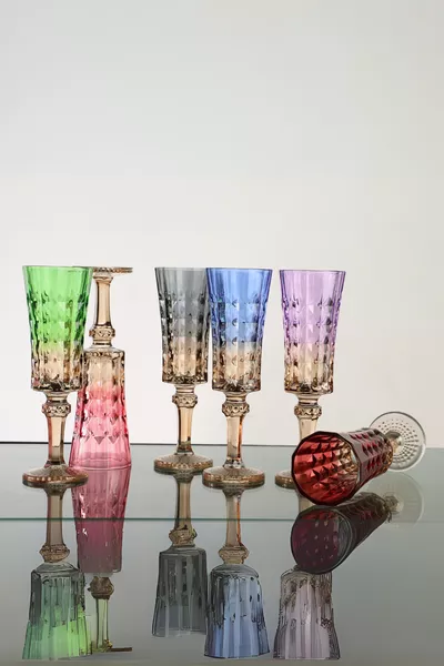 Комплект от 6 двуцветни флейти с кристална стойка за кафе, странична вода и безалкохолни напитки с органична боя