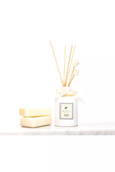  ml Bottiglia Avorio Profumo da Bagno al Sapone Bianco