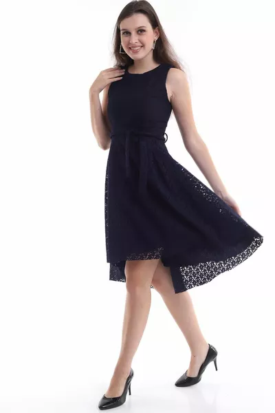 جبهة قصيرة طويلة الرباط صفر الأكمام اللباس