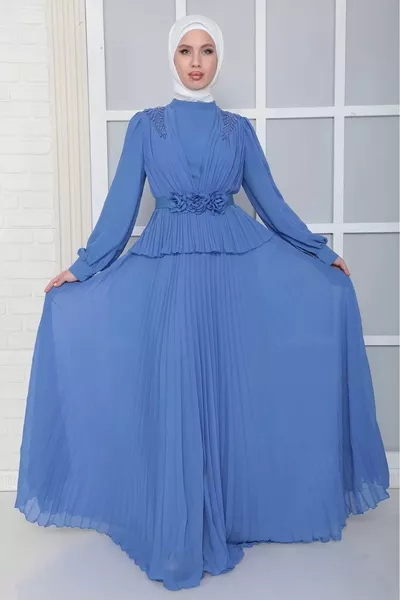 فستان سهرة محجب بطيات مع كتف وحزام - نيلي