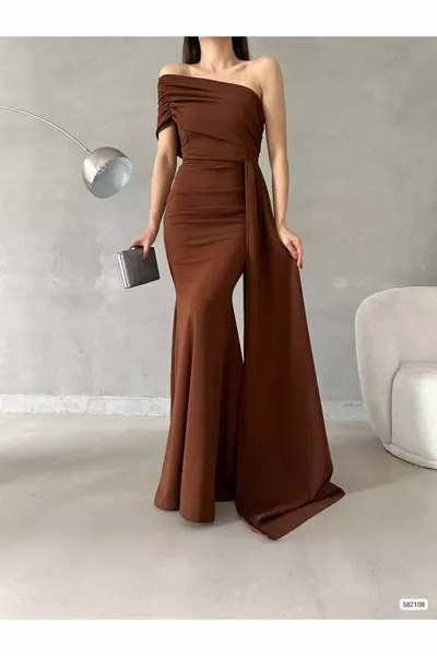 Une épaule asymétrique conception châle détail Maxi longueur robe de soirée