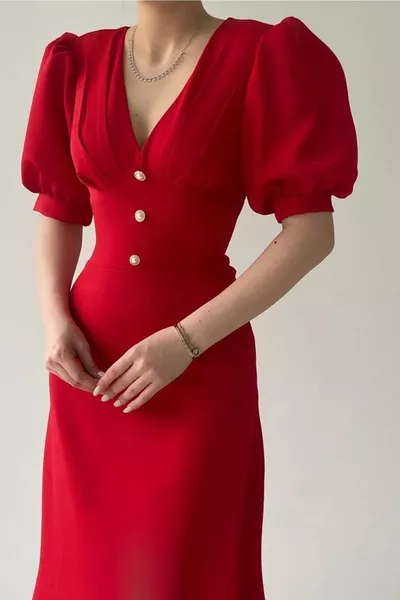 القطن أطلس النسيج زر التفاصيل الخامس الرقبة قصيرة بالون الأكمام ميدي طول الأحمر مساء اللباس 