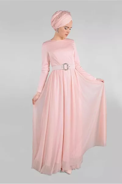 DAMEN-ABENDKLEID MIT PUDERGÜRTEL T 