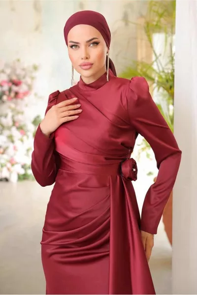 DAMEN BURGUNDERROTES ABENDKLEID AUS SATIN T 