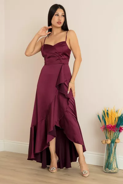 Vestito in raso con spalline arruffate 