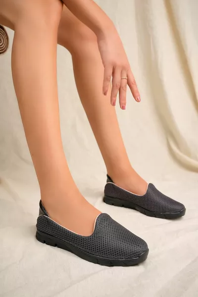 Black Sole Smoked Walking Shoes