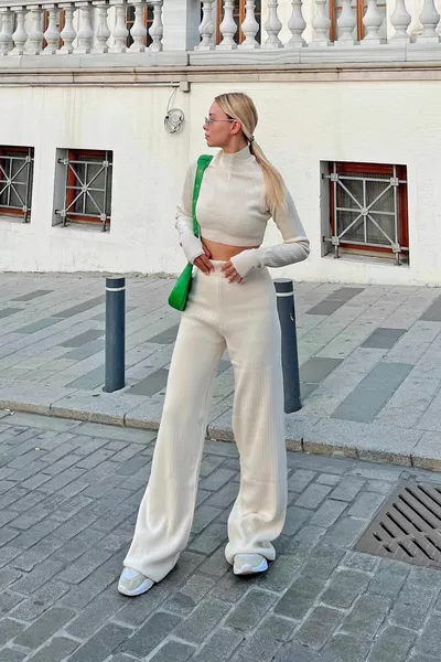 Beige demi-pêcheur tricot pull court pantalon tricot Ensemble bas-haut