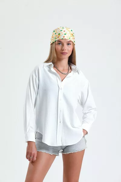 بيلا قميص نسائي أبيض منقوش فضفاض