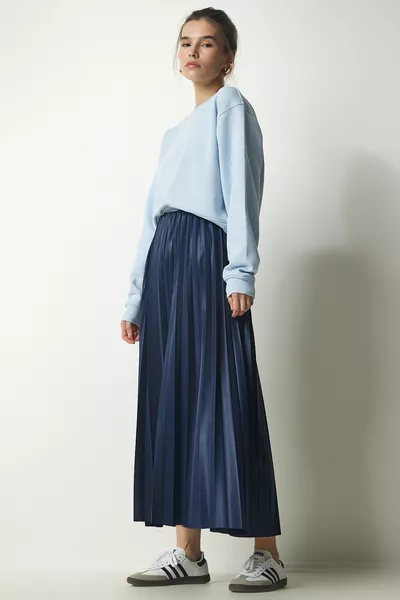 المرأة الأزرق الداكن مطوي تنورة طويلة 