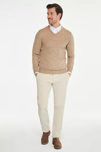 الرجال البيج منقوشة الخامس الرقبة متماسكة سترة