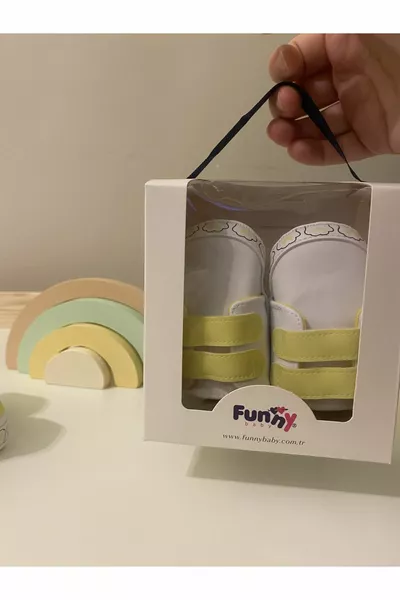 Sağlıklı, Esnek, Hafif Bantlı Bebek Ayakkabı