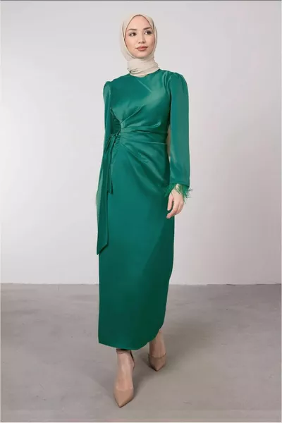 المرأة الأصفاد الخضراء ريشة مفصلة مساء اللباس تي 