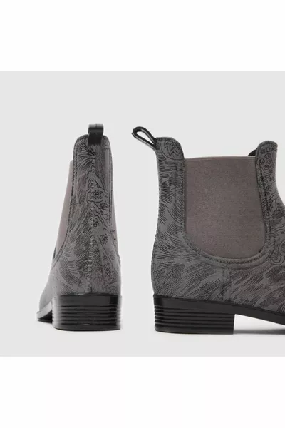 Резиновые сапоги женские []