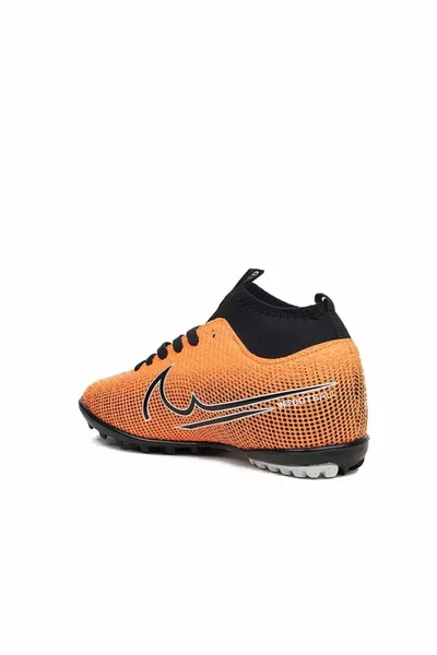 أحذية كرة القدم Astroturf مع الجوارب