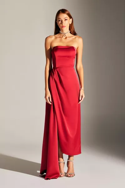 موري الأحمر الداكن مساء اللباس حمالة