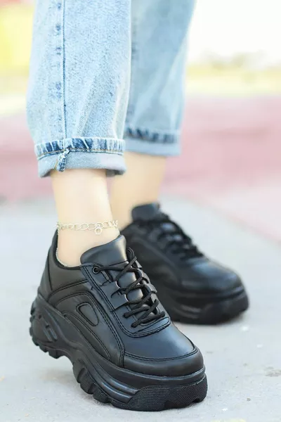 Sneaker mit Sohle-SCHWARZ