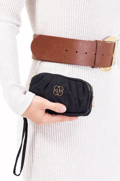 كتيب السيدة كرينكيل 3 مقصورات