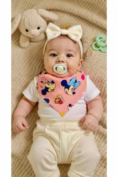 مريلة طعام للأطفال حديثي الولادة للبنات مصنوعة من قماش عضوي بطبقتين ملونة ومزخرفة،  قطع