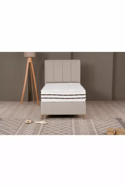 طقم سرير مريح فاخر Sleepy مع قاعدة وسادة ورأس سرير ونومة مرنة