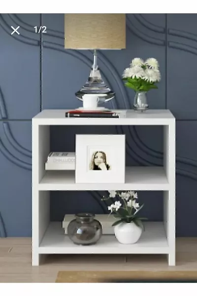 منضدة بجانب السرير عصرية بيضاء بثلاثة رفوف – طاولة جانبية & مكتبة صغيرة