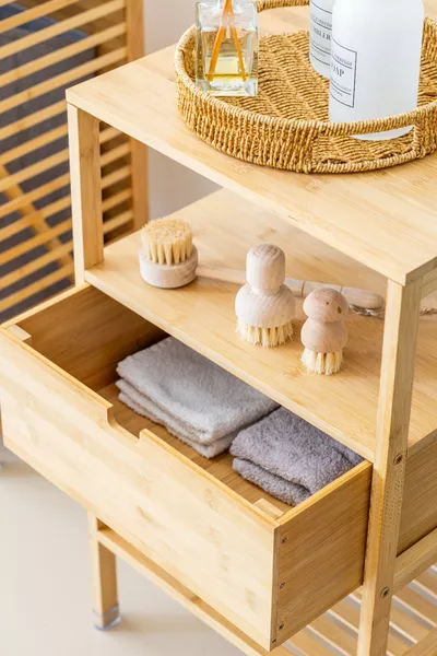 خزانة رف متعددة الاستخدامات مع أدراج من الخيزران الطبيعي – منظم خزانة للحمام والمنزل