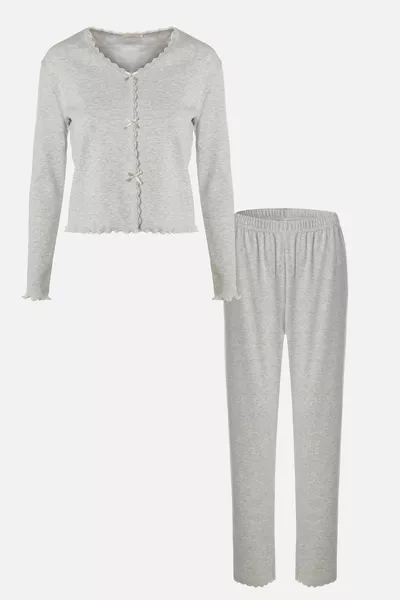 طقم بيجامة نسائي ملون من الكاشكور مع تفاصيل دانتيل وقطن وشريط/فيونكة