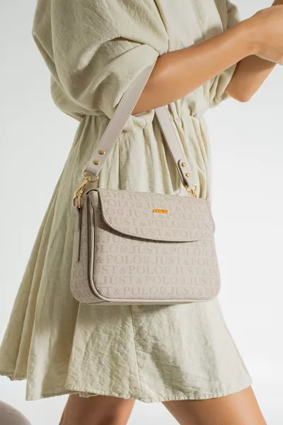 حقيبة نسائية  سوداء