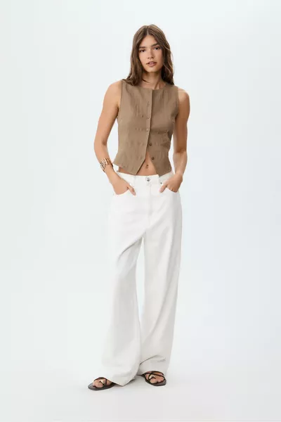 Buttoned and textured ball