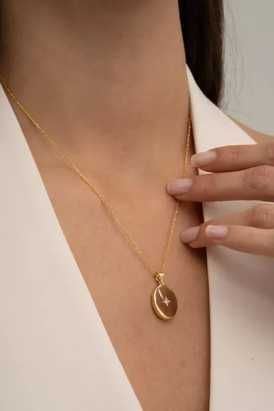 Locket Photo Necklace  Sterling Silver Flip Open Necklace