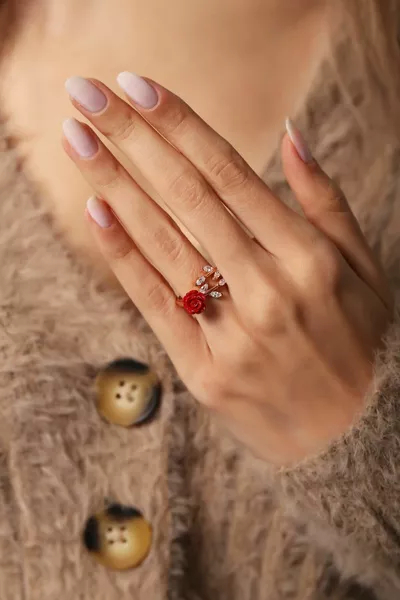Rose Motif Ivy Rose Gold Plated Women's Ring