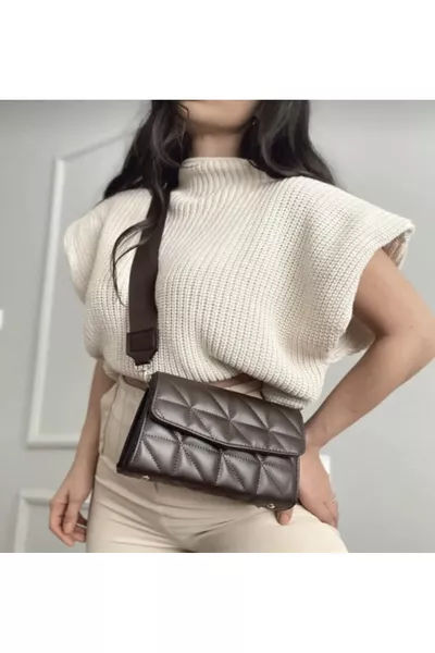 Borsa a tracolla da donna in pelle trapuntata con spalline regolabili a tracolla