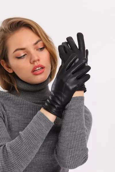 Women's Black Genuine Leather Gloves
