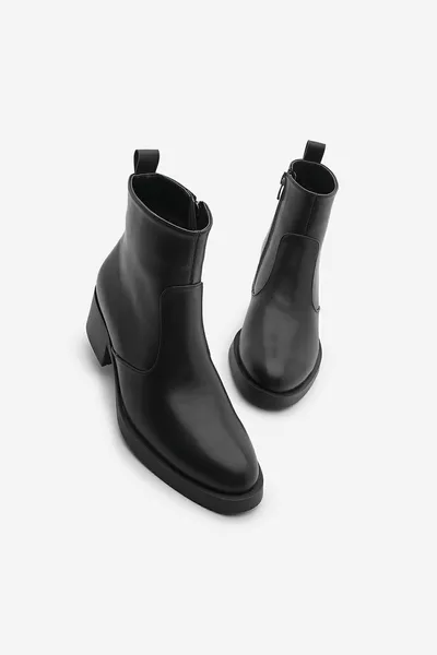 Women's Zippered Heeled Daily Boots Gontre Black