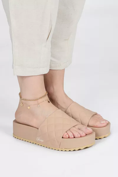 صنادل نسائية بكعب عالٍ بلون بيج يومية 