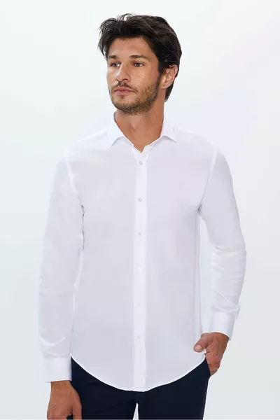قميص رجالي أبيض بأكمام طويلة، قماش قطن، ضيق، سهل الكي