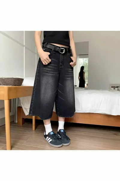 Short en jean Bermuda K recyclé à poches larges avec étoiles