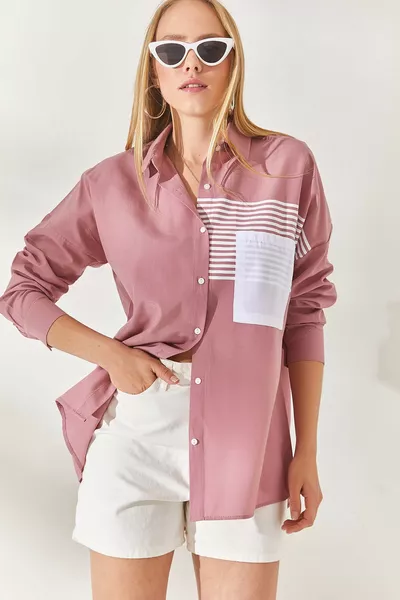 قميص منسوج واسع الحجم بتفاصيل جيب بلون زهري باهت 