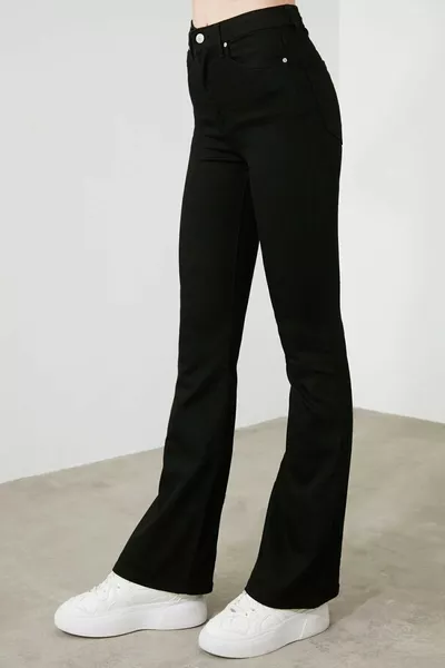 Spanish Leg Shaping Jeans Jet Black Flare Jeans