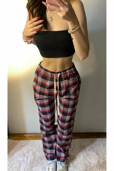 Pantaloni della tuta pigiama unisex oversize comodi con motivo a quadri rosso e blu scuro