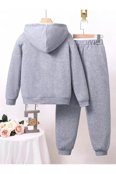 Kids' Hoodie Tracksuit - Comfortable, Stylish, and Trendy Choice for Sports and Everyday Wear