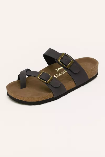 صندل لارا النسائي بنعل تشريحي وحزام مزدوج – بني نوبيك