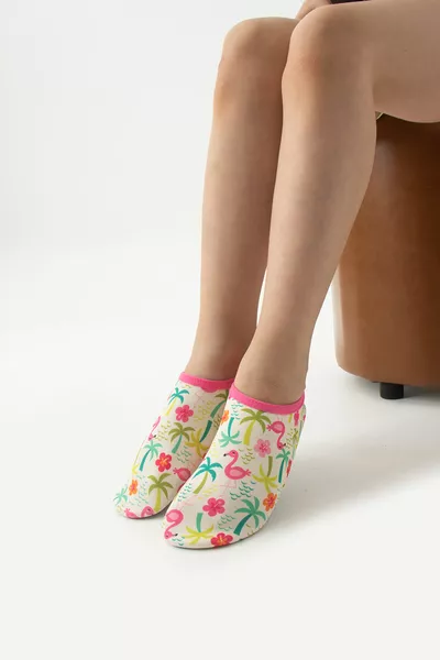 شبشب بحري وحوض سباحة مقاوم للتمزق بقاعدة مانعة للانزلاق ومزخرف