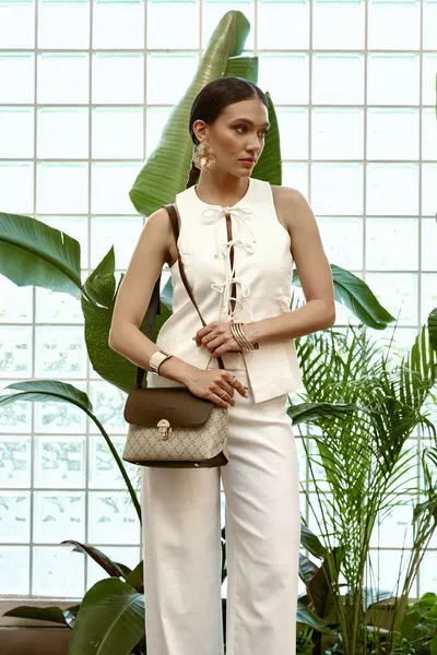 حقيبة يد وكتف نسائية بحمالة عابرة