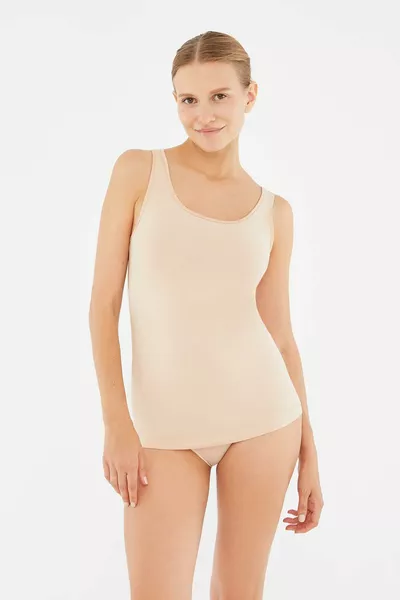 قميص داخلي نسائي بأكتاف عريضة وبدعامات سميكة