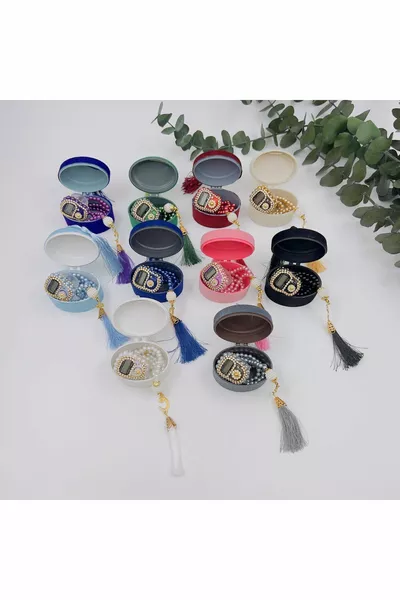  Adet Flok Kadife Kaplı Oval Kutulu Lüks Zikirmatik Ve Inci Tesbih Seti ( Mevlit-sünnet-hac-umre)