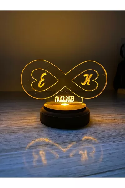 Geschenk für den Liebsten: Leuchtendes, personalisiertes Unendlichkeitssymbol mit Initialen, Valentinstagsgeschenk