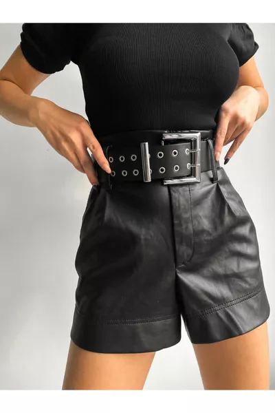 حزام أسود بتفاصيل مشبك فضي عين الطائر