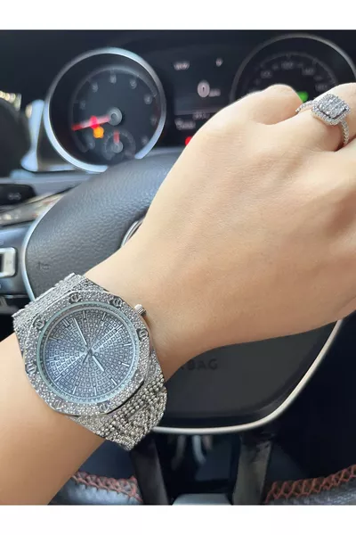 women's watch with full zircon stones