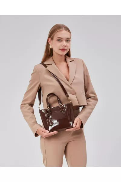 حقيبة كتف وقطر جلدية متوسطة الحجم للنساء من Torime