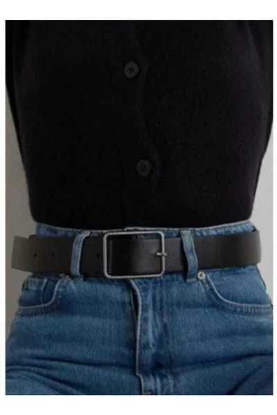 حزام نسائي بسيط فضي بمشبك